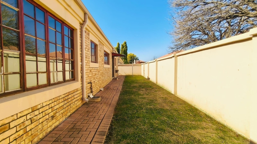 3 Bedroom Property for Sale in Baillie Park North West